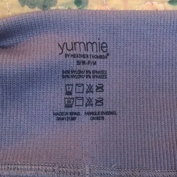 Yummie by Heather Thompson shaping capris, sz s/m - Picture 2 of 3